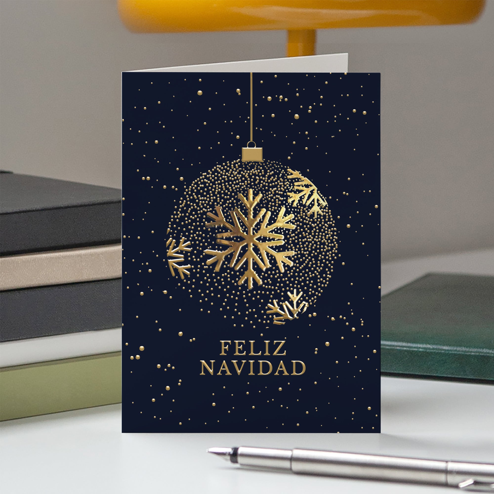 Brillo Navideño | Tarjeta de Navidad dorada • Vertical plegable photo N° 5
