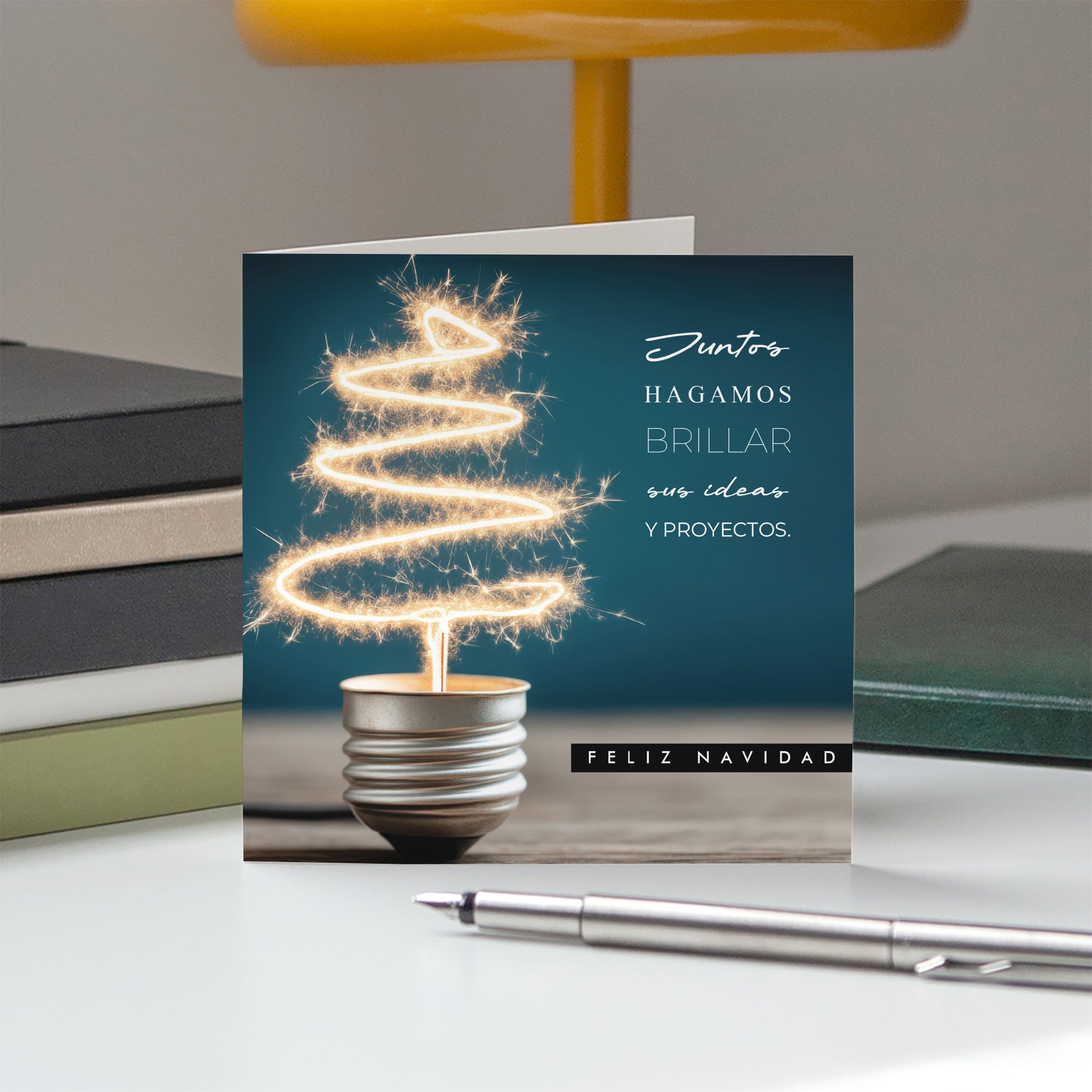 Chispa del Futuro | Tarjeta de navidad • Cuadrada plegable photo N° 5